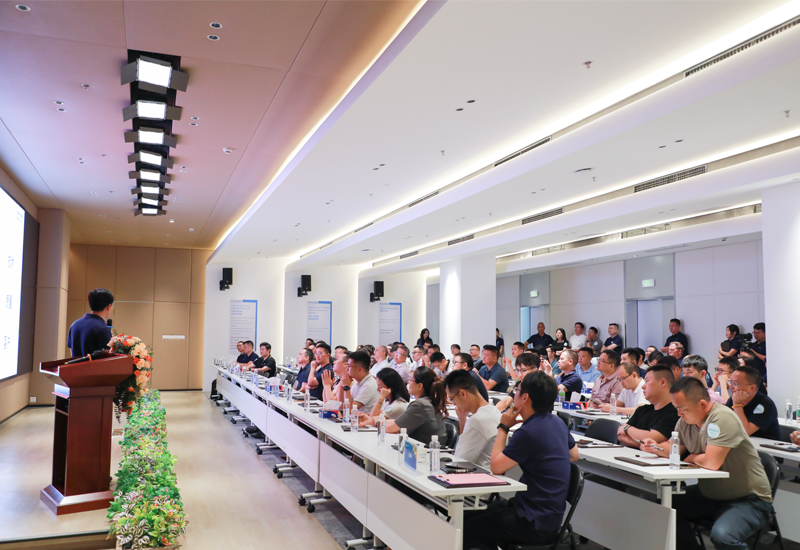 lewin乐玩官网新品 | 植物照明专属多边形战士VP-E、VP-G，高集成、超不变